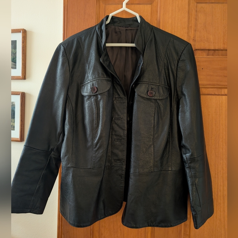 Women's 100% Leather Vintage Jacket/Blazer